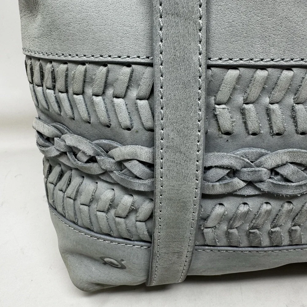 Born® Bethany Leather Tote/Shoulder Blue Braid Detail Zip Closure Medium Size